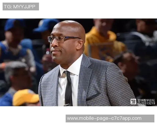 赵四怒斥小波特抢球不成反被队友怒喷迈克真是气炸了